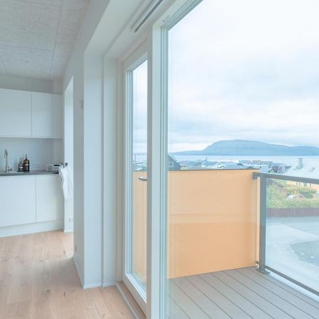 Апартаменты New / Stunning Sea View / Light / 3 Br Торсхавн Экстерьер фото