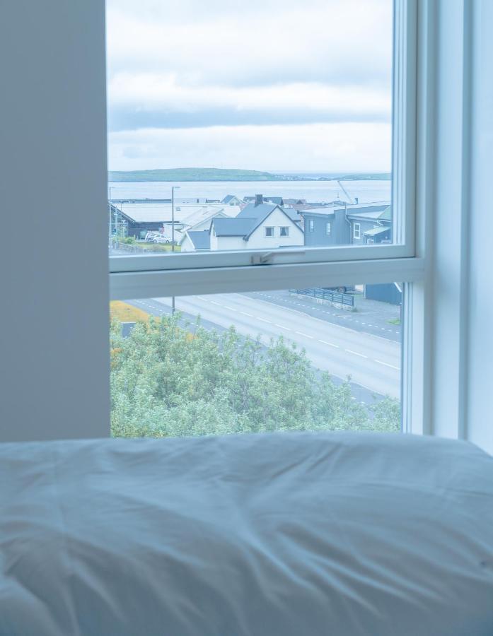 Апартаменты New / Stunning Sea View / Light / 3 Br Торсхавн Экстерьер фото
